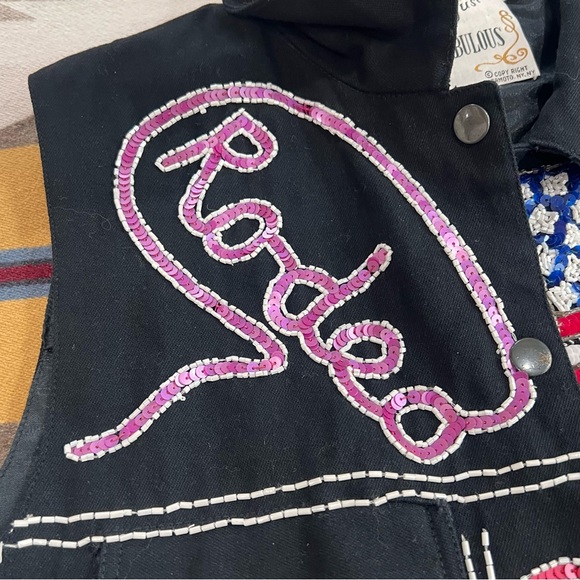 Black Western Style Embroidered Vest - Picture 5 of 11